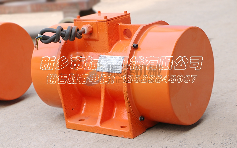 济南震动电机YZU-120-6型发货啦，杨经理请查收！
